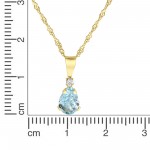 375 Gold Halskette 9 Karat mit einem wunderschönen Blautopas