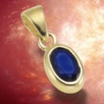 375 Gold Anhänger mit einem tiefbllauen Saphir Edelstein 9 Karat