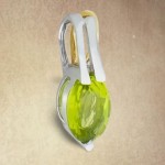 Moderner 375 Gold Bicolor Anhänger mit einem Peridot Stein 9 Karat