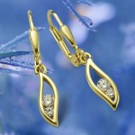 Elegante 333 Gold Ohrhänger 2,7 cm länge mit Zirkonia 8 Karat