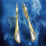 333 Gold Ohrhänger im modernen Design mit Zirkonias 3,5 cm