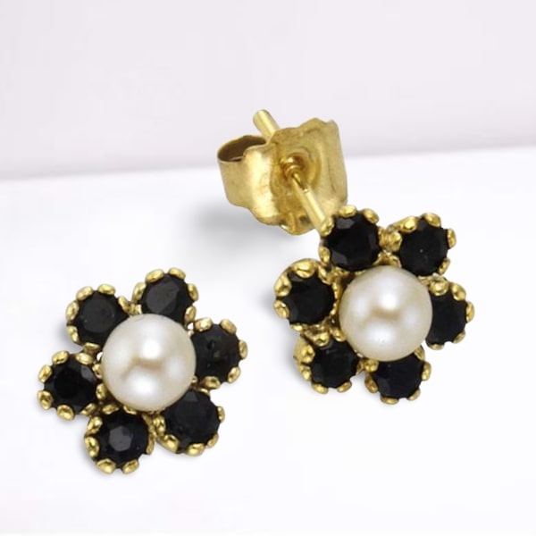 Wunderschöner Sahpir Ohrstecker aus 333 Gold in Blumenform
